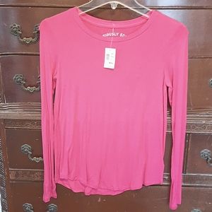 Aeropostale long sleeve top NWT